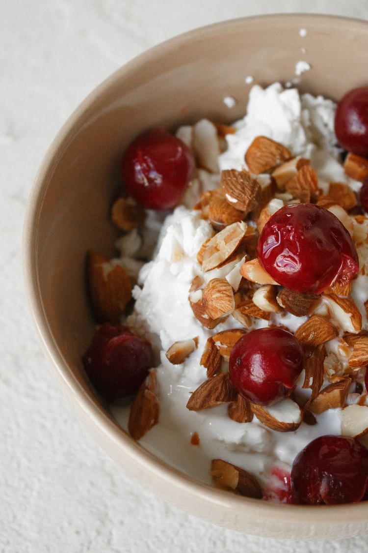 Cherry and Almond Yogurt - Yogurt Recipe